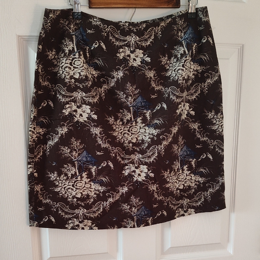 Talbots Black and Blue Floral Pencil Skirt - Picture 4 of 4